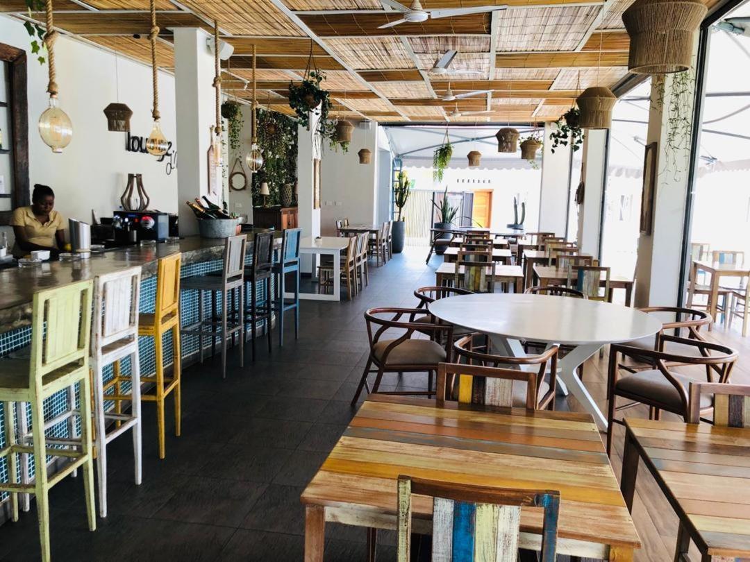 Hotel Bella Riva Kinszasa Zewnętrze zdjęcie
